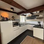 Vissershuisje Achterom 4