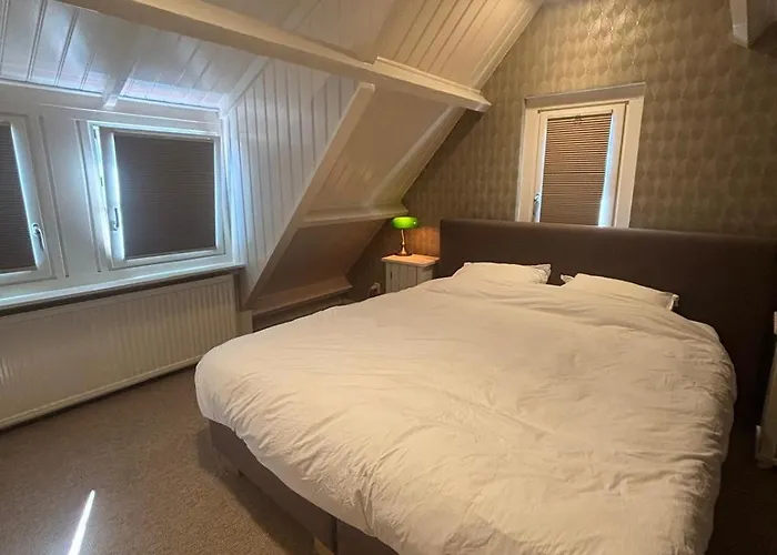 Vissershuisje Achterom 4