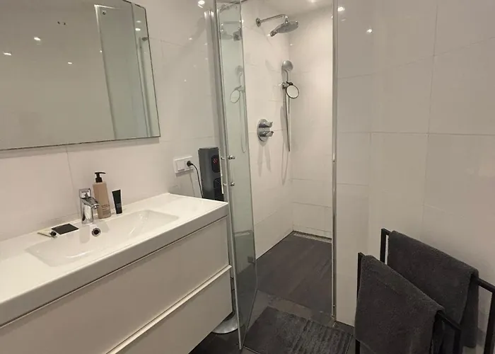 Vissershuisje Achterom 4 Vakantiehuis